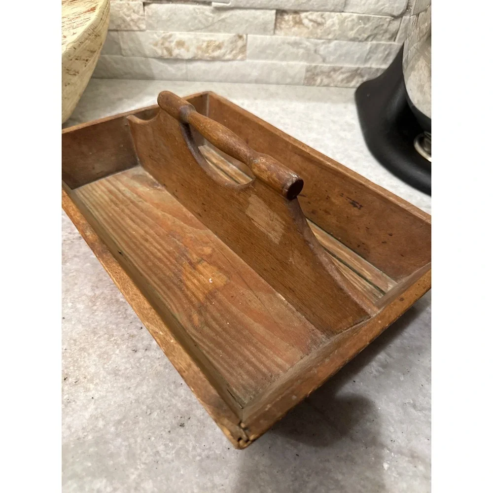 Primitive Wooden Caddy or Tote‎